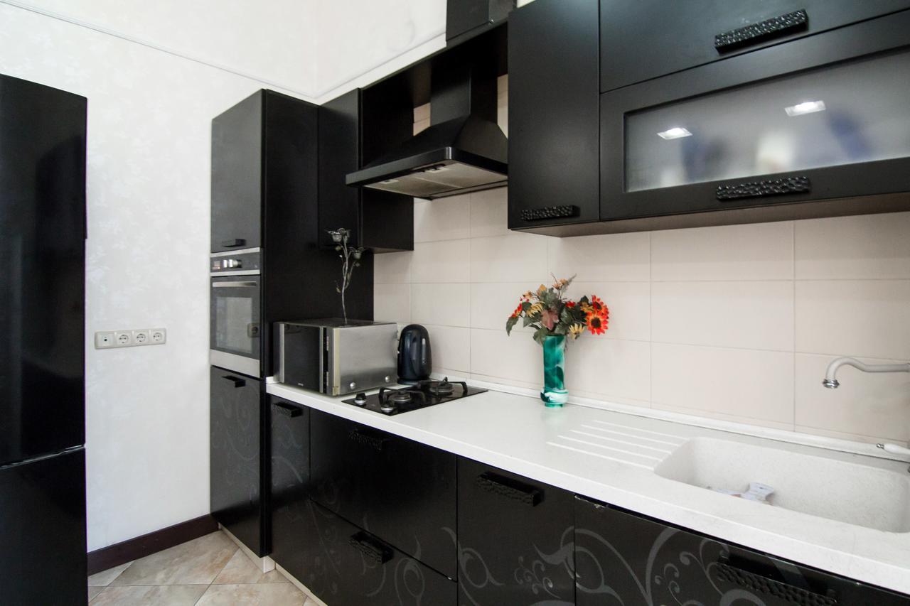 Downtown Prestige Apartment Odessa Exterior foto